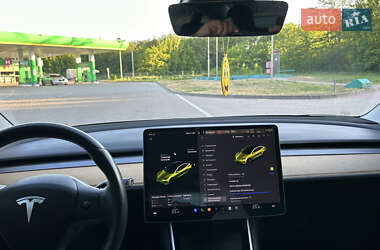 Седан Tesla Model 3 2018 в 