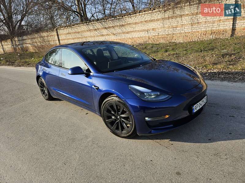 Седан Tesla Model 3 2021 в Запоріжжі