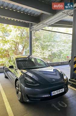 Седан Tesla Model 3 2019 в Киеве