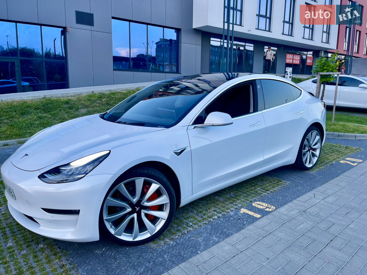 2018 Tesla Model 3 - мініатюра 16