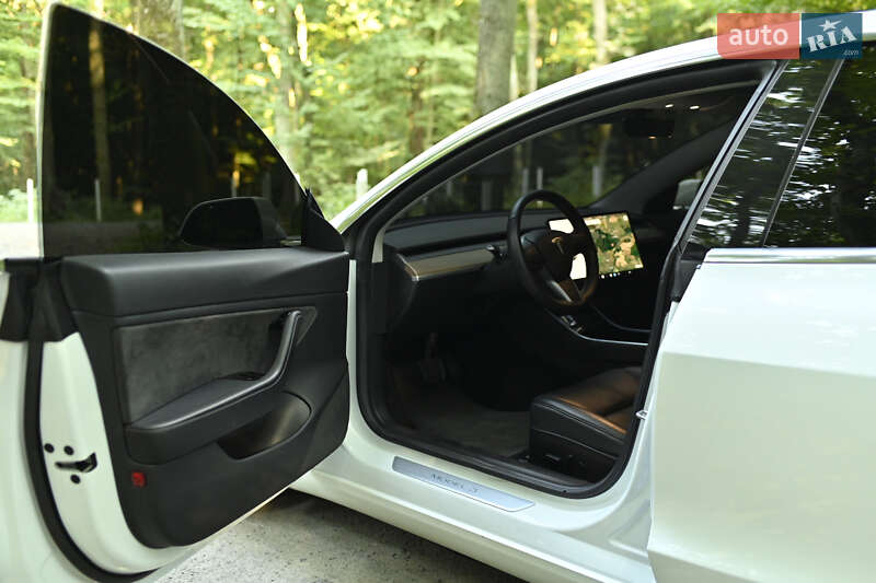 Седан Tesla Model 3 2019 в Луцке фото 16 Седан Tesla Model 3 2019 в Луцке