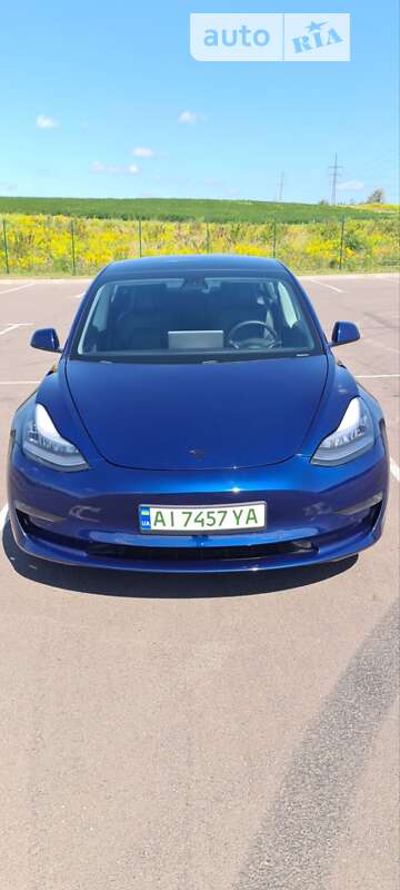 Tesla Model 3 2019