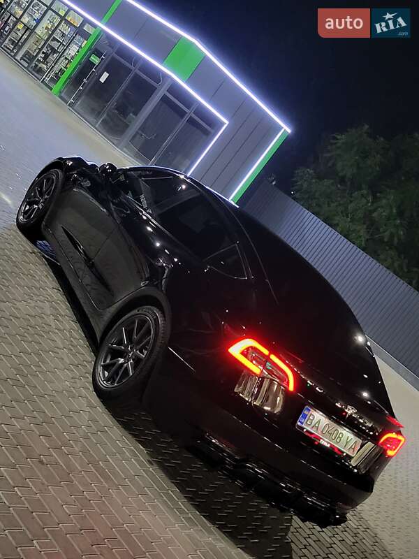 Седан Tesla Model 3 2019 в Кропивницком
