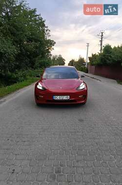 Седан Tesla Model 3 2018 в 