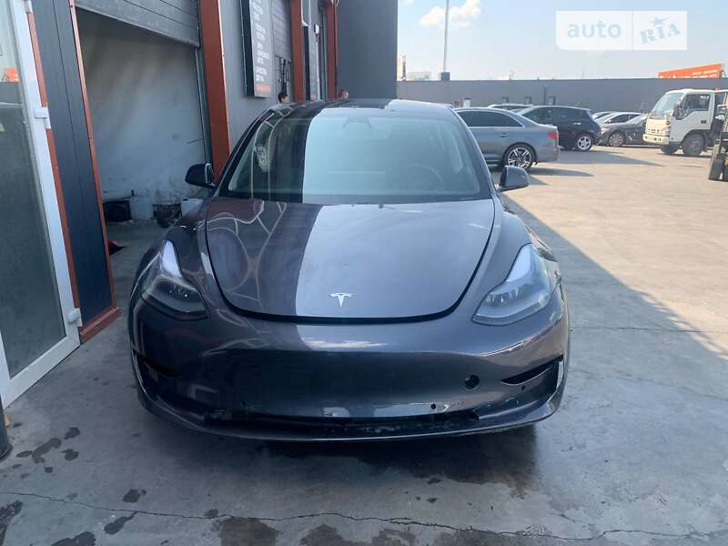 Tesla Model 3 