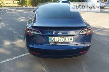 Седан Tesla Model 3 2019 в Одессе