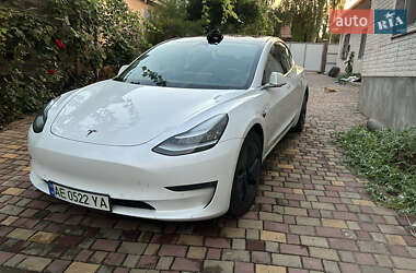 Седан Tesla Model 3 2018 в 