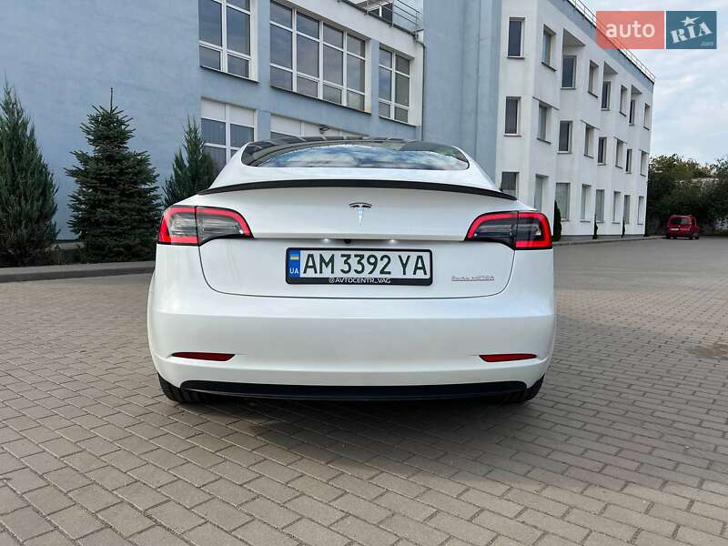 Седан Tesla Model 3 2023 в Житомирі фото 14 Седан Tesla Model 3 2023 в Житомирі