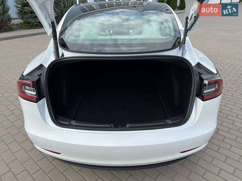 Седан Tesla Model 3 2023 в Житомирі фото 16 Седан Tesla Model 3 2023 в Житомирі