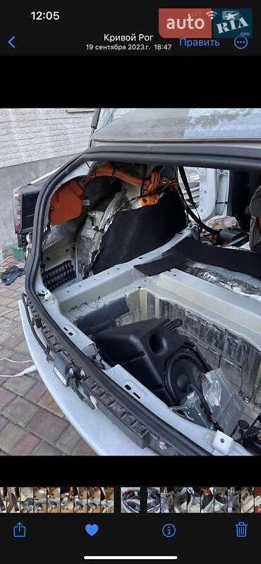 Седан Tesla Model 3 2018 в Кривому Розі