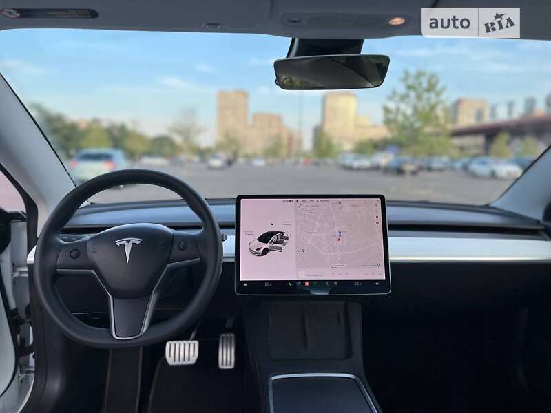 Внедорожник / Кроссовер Tesla Model 3 2020 в Киеве