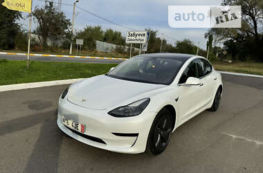 Седан Tesla Model 3 2021 в Ирпене