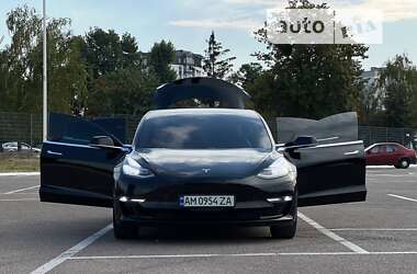 Седан Tesla Model 3 2019 в Житомире