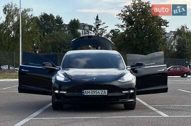 Седан Tesla Model 3 2019 в Житомире