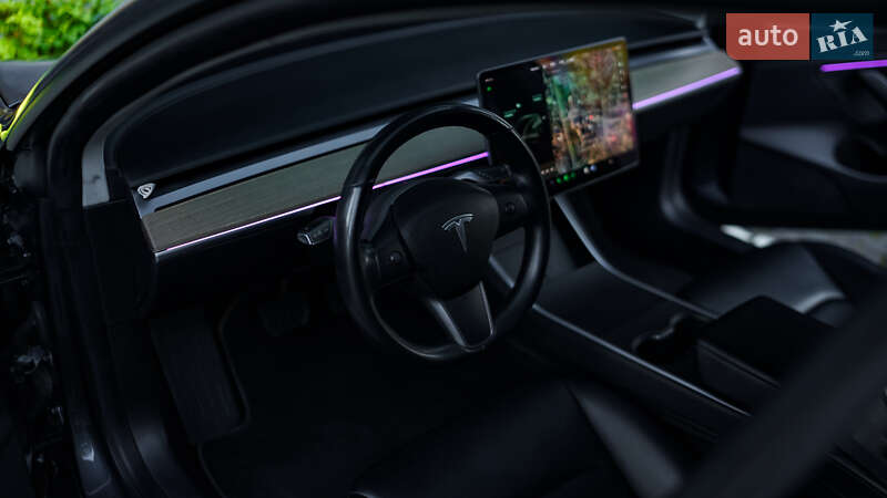 Седан Tesla Model 3 2019 в Львові фото 13 Седан Tesla Model 3 2019 в Львові