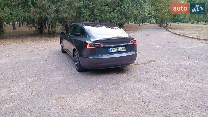Седан Tesla Model 3 2018 в Харькове