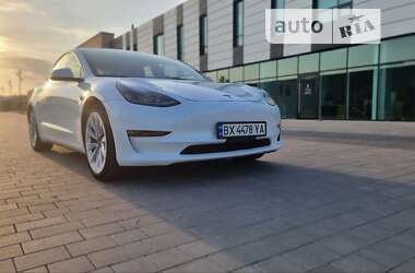 Седан Tesla Model 3 2021 в Хмельницькому