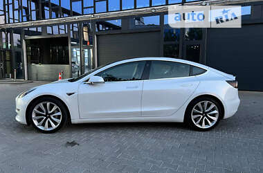 Седан Tesla Model 3 2018 в Рівному