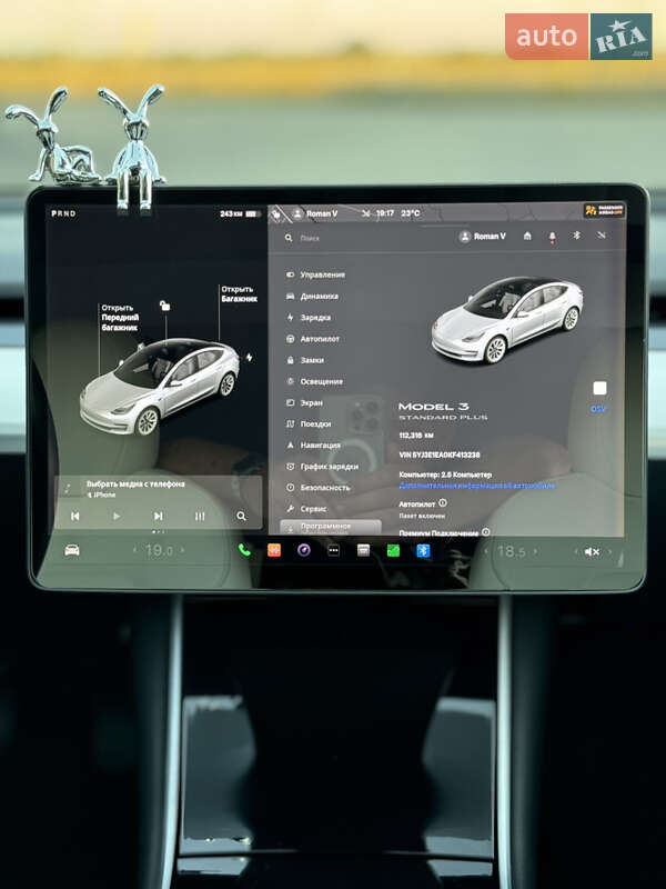 Седан Tesla Model 3 2019 в Володимирі