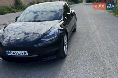 Седан Tesla Model 3 2023 в Гайсине