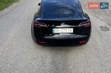 Седан Tesla Model 3 2023 в Гайсине