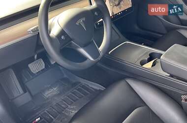 Седан Tesla Model 3 2023 в Гайсине