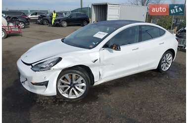 Седан Tesla Model 3 2019 в 