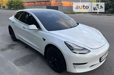 Седан Tesla Model 3 2018 в Білій Церкві