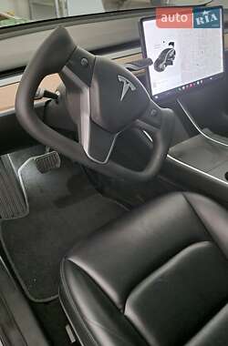 Седан Tesla Model 3 2018 в 