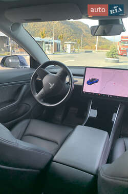 Седан Tesla Model 3 2018 в Хусте