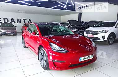 Седан Tesla Model 3 2020 в Одессе