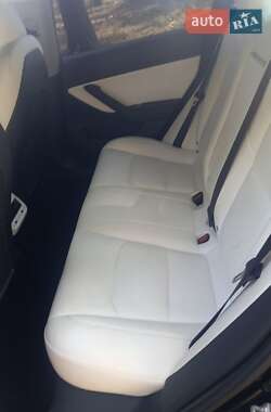 Седан Tesla Model 3 2018 в 