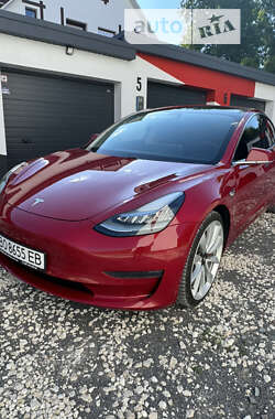 Седан Tesla Model 3 2018 в Кременці