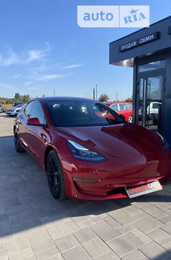 Седан Tesla Model 3 2022 в Рівному