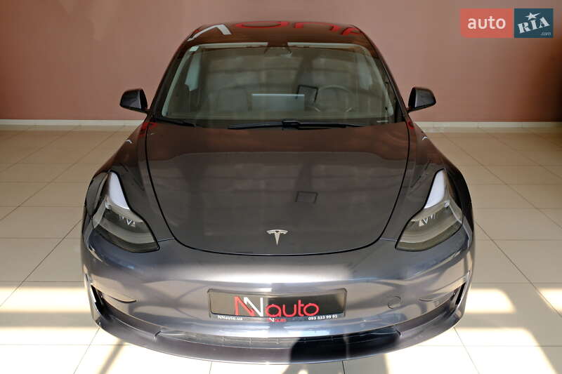 Седан Tesla Model 3 2021 в Одессе