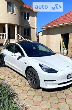 Седан Tesla Model 3 2019 в Одесі