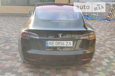Седан Tesla Model 3 2018 в 