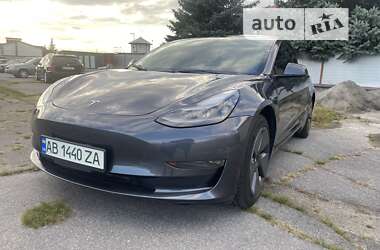 Седан Tesla Model 3 2023 в Вінниці