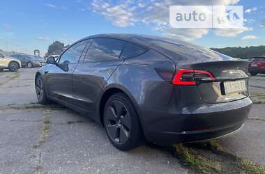 Седан Tesla Model 3 2023 в Вінниці