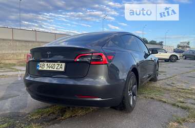 Седан Tesla Model 3 2023 в Вінниці