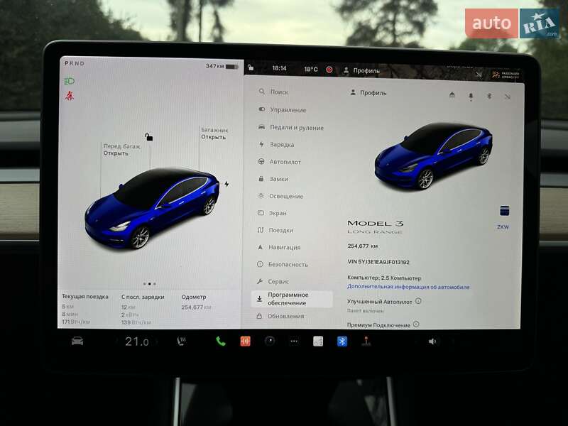 Седан Tesla Model 3 2018 в Ужгороде