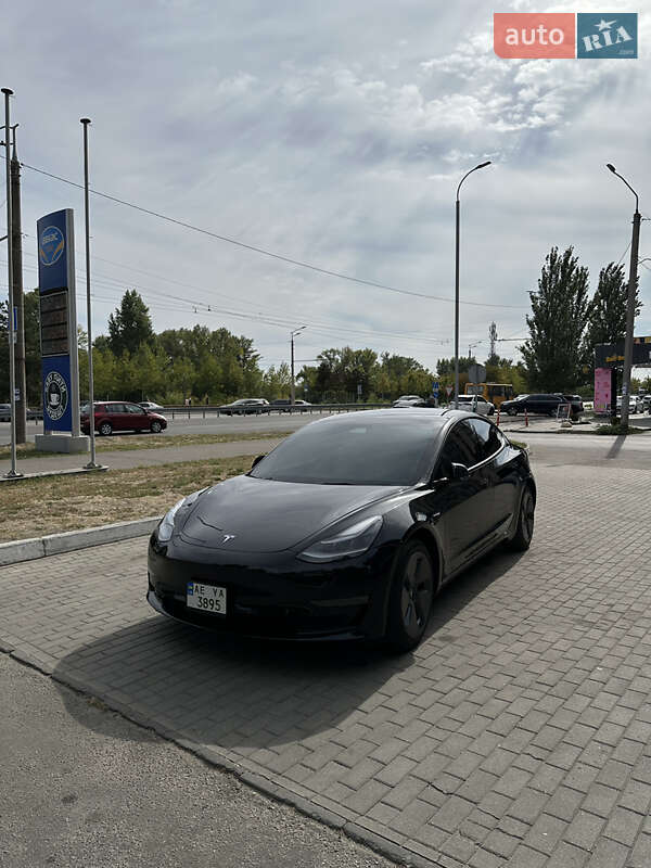 Седан Tesla Model 3 2021 в Одессе