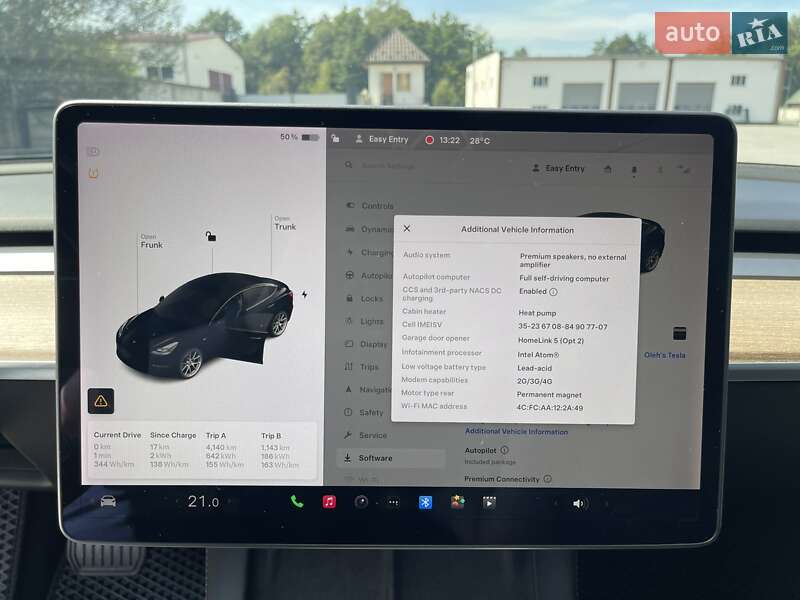 Седан Tesla Model 3 2021 в Львове