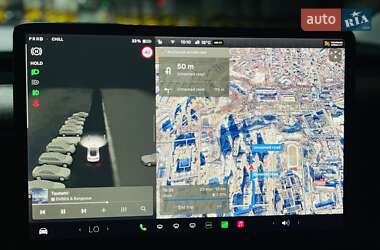 Седан Tesla Model 3 2021 в Киеве