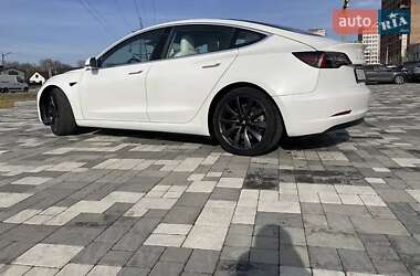 Седан Tesla Model 3 2019 в 