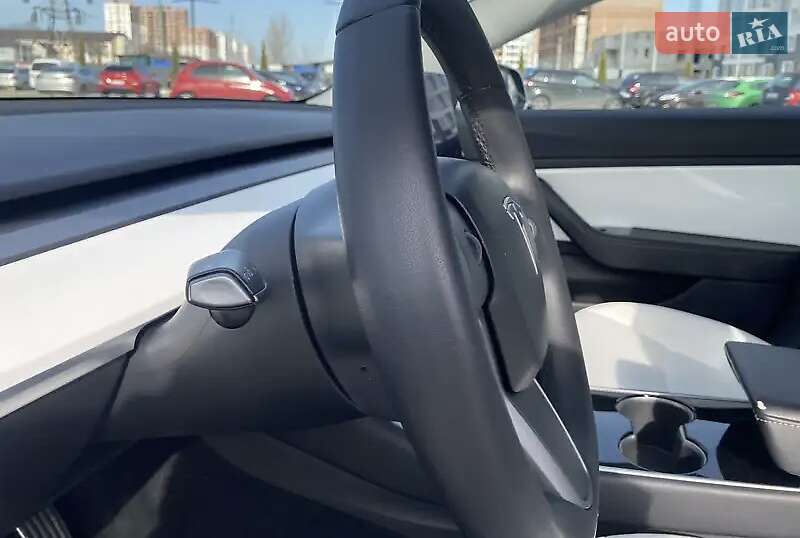 Седан Tesla Model 3 2019 в Білій Церкві