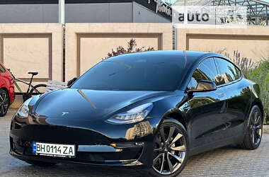 Седан Tesla Model 3 2020 в Одесі