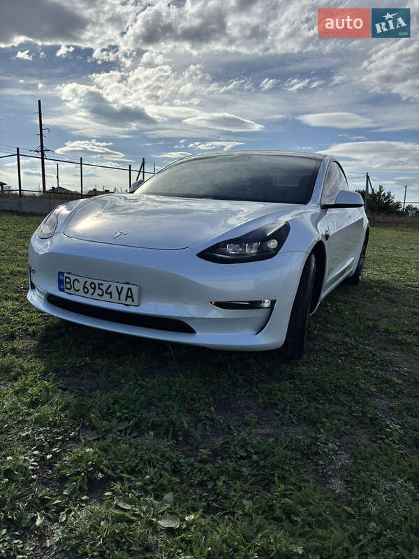 Седан Tesla Model 3 2022 в Львове фото 11 Седан Tesla Model 3 2022 в Львове