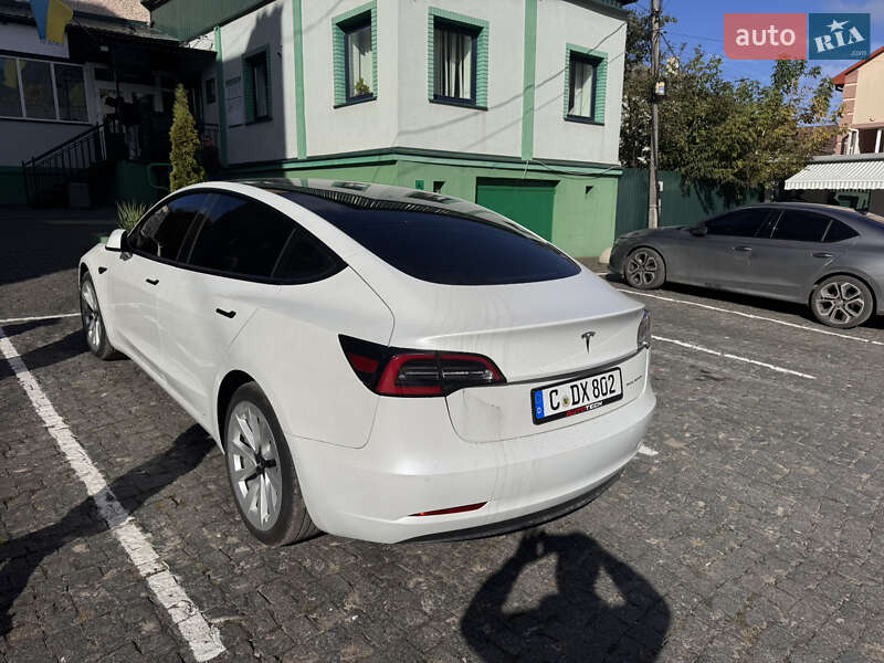 Седан Tesla Model 3 2021 в Кременце фото 27 Седан Tesla Model 3 2021 в Кременце
