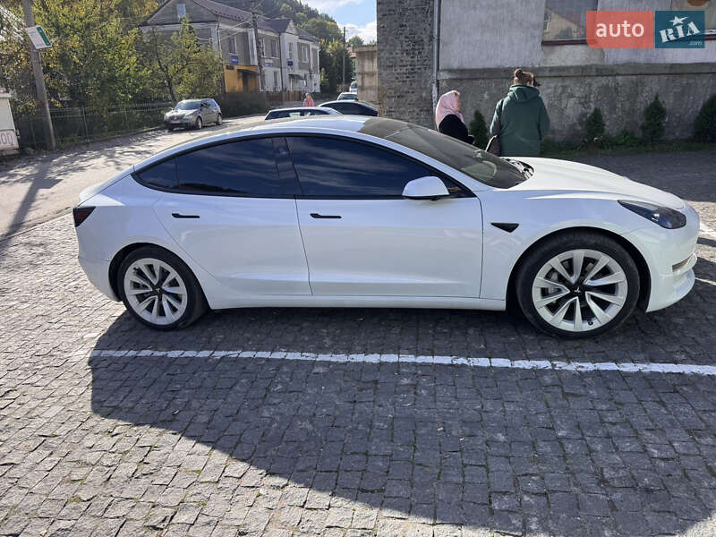 Седан Tesla Model 3 2021 в Кременце фото 28 Седан Tesla Model 3 2021 в Кременце